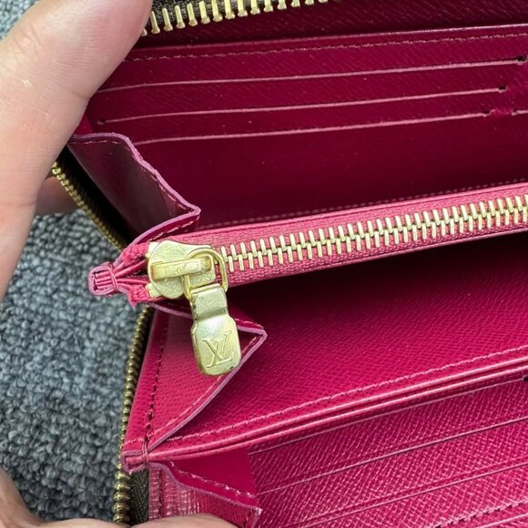 LOUIS VUITTON Zippy Brown Monogram Canvas Wallet 388-031225 - Picture 9 of 9